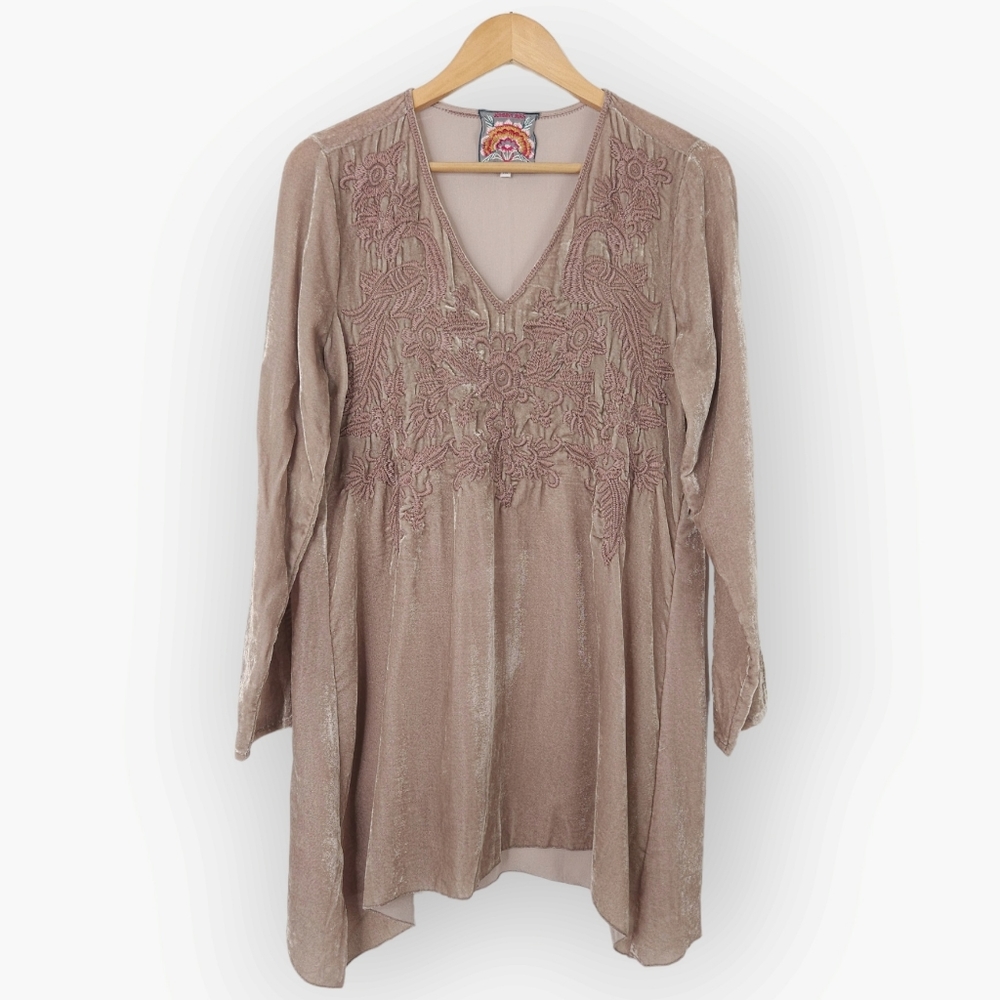 Johnny Was Kamala Velvet Tunic Blouse Top Embroidered Size Medium